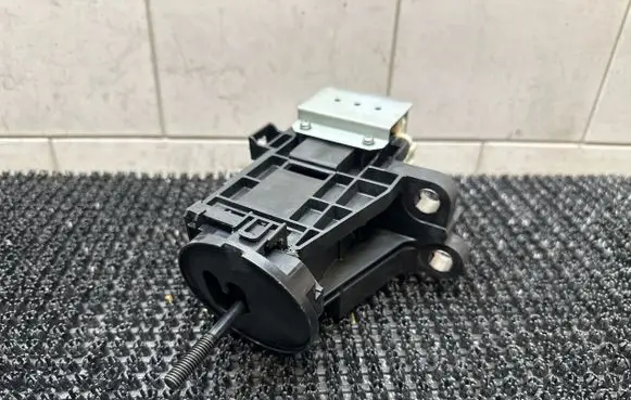 Toyota Prius (XW50) Gear shifter/selector 75G202RHD