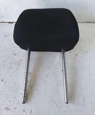Volkswagen PASSAT B6 Front seat headrest 