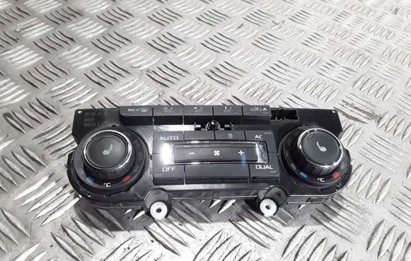 Skoda Yeti (5L) Climate control unit 3T0907044BG 5HB00974967
