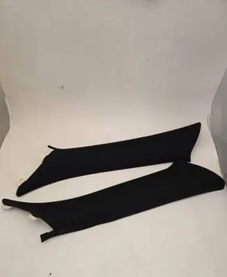 Dodge Challenger (B) pillar trim (top) 