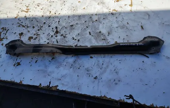 Ford Focus Front strut bar AV6116H004AC