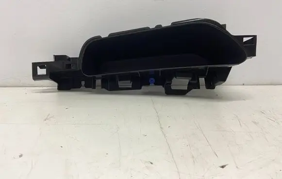Peugeot 5008 II Other interior part 9815398477