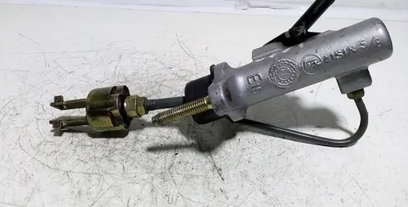 Clutch master cylinder