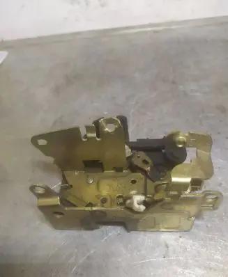 Renault Scenic I Rear door lock 1B70