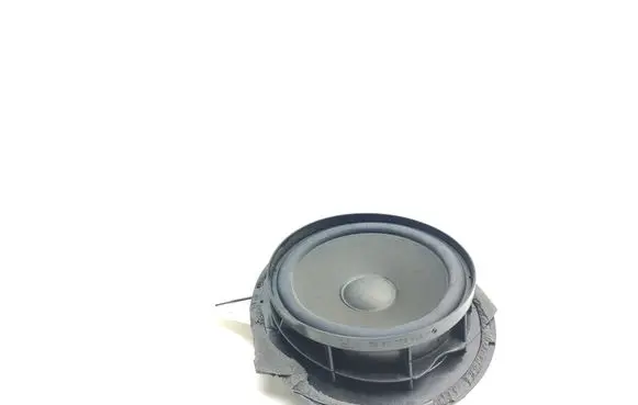 Mercedes-Benz E W211 Front door speaker A2118200802