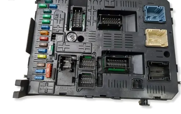 Peugeot 5008 Comfort/convenience module 966689538002
