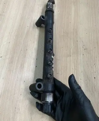 Toyota Land Cruiser (J120) Fuel main line pipe