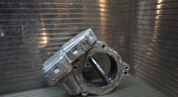 Mercedes-Benz E W212 Throttle valve A6510900070