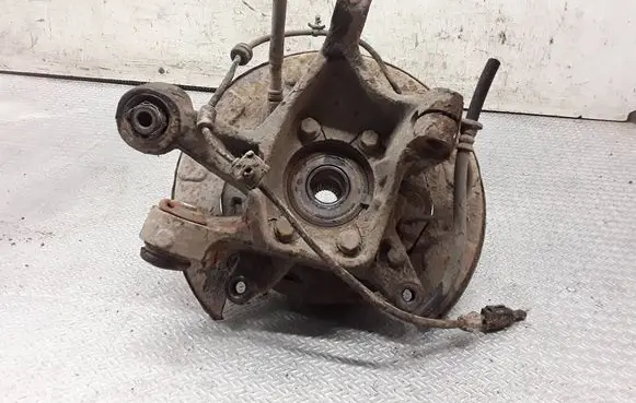 Subaru Forester SH Rear wheel hub spindle/knuckle 