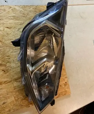 Skoda Fabia Mk3 (NJ) Headlight/headlamp 6F1941016