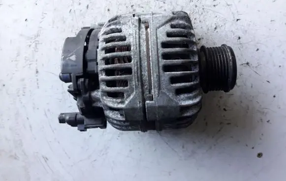 Ford Galaxy Generator/alternator 028903028A
