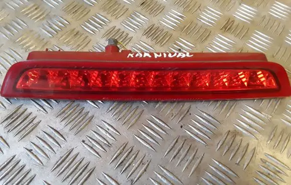 KIA Carnival Third/center stoplight 927004D000
