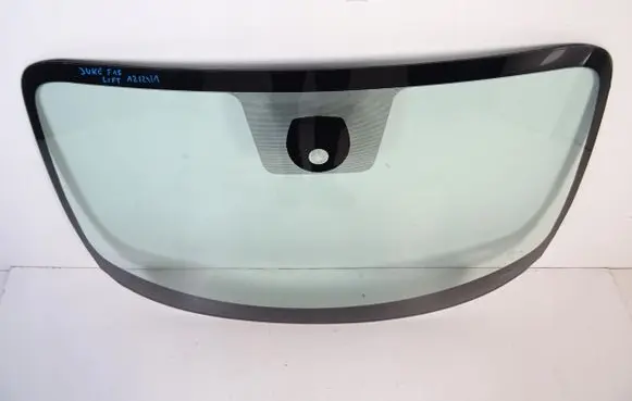 Nissan Juke I F15 Front windscreen/windshield window 