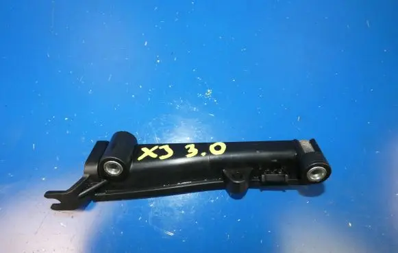 Jaguar XJ X351 Timing belt guard (cover) 9X2Q-6A247-EA C89WA