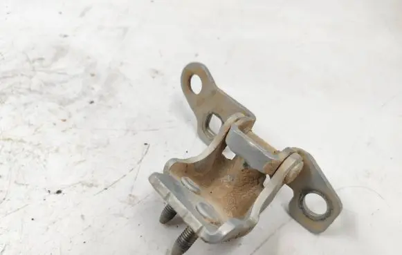 Renault Modus Front door upper hinge 217069E