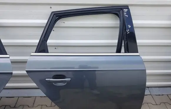 Audi A3 S3 8V Rear door A38VHBDRZWIPRAWETY