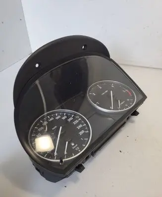 BMW 3 E90 E91 Speedometer (instrument cluster) 9220963