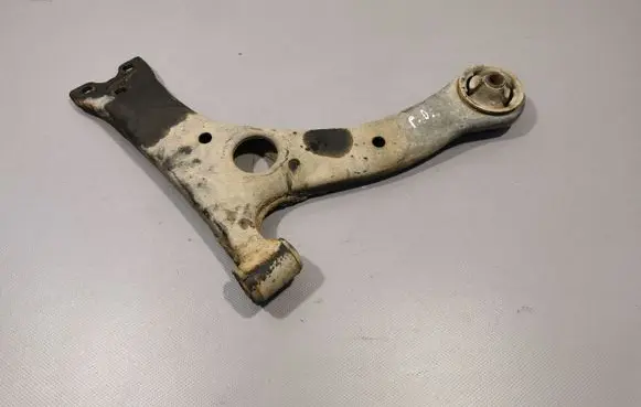 Toyota Corolla Verso AR10 Front lower control arm/wishbone