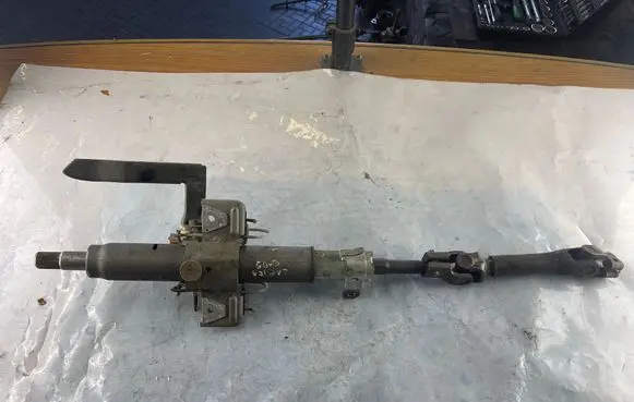 Opel Zafira B Steering wheel axle set 13192345 272053053 2370503