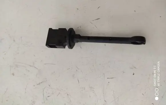 Audi A6 S6 C6 4F Oil temperature sensor 4F0820539