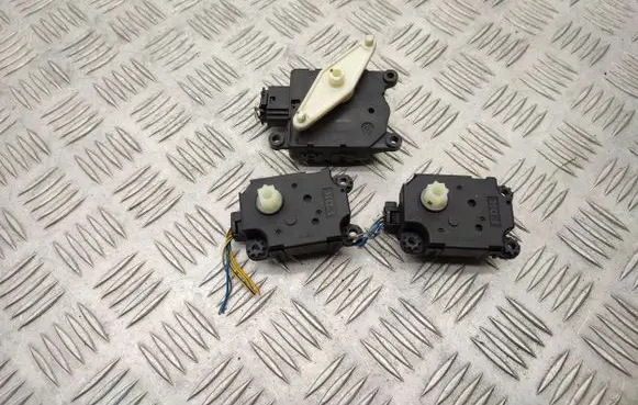 Mini One - Cooper Coupe R56 Air flap motor/actuator 3422658 3422659