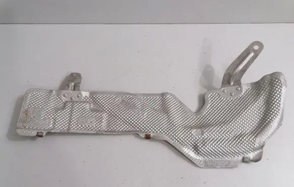 BMW 7 F01 F02 F03 F04 Heat shield in engine bay 7193523