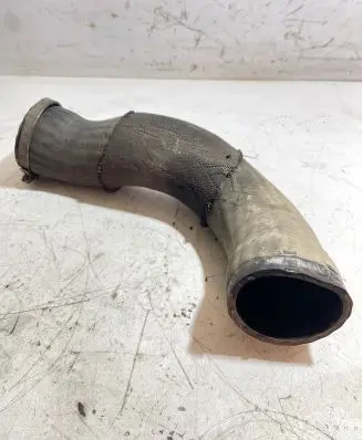 Volvo V70 Intercooler hose/pipe