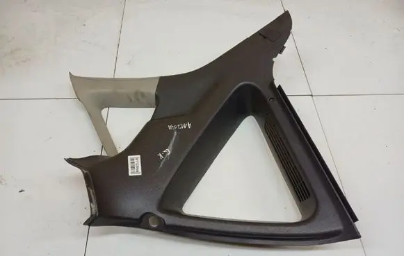 Mercedes-Benz A W168 (D) pillar trim (bottom) A1686902340