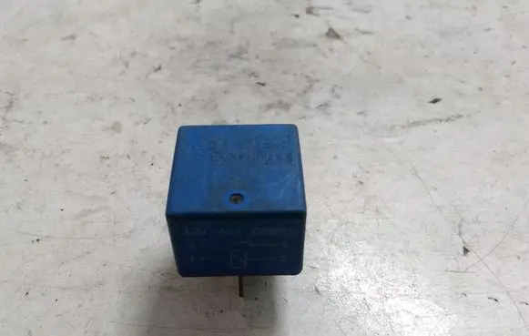 Peugeot 407 Other relay 12V45A03653