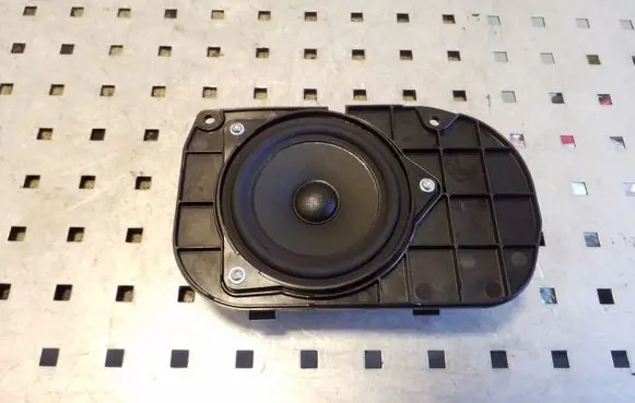 BMW 5 F10 F11 Parcel shelf speaker 9239183 160149