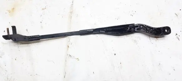 Mercedes-Benz E W211 Front wiper blade arm A2118200644