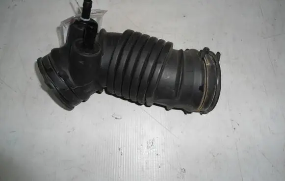 Hyundai i40 Turbo air intake inlet pipe/hose