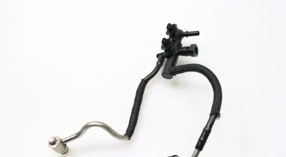 Ford Focus Fuel return line/hose 9821918