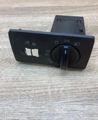 Skoda Fabia Mk1 (6Y) Light switch 6Y1941531A