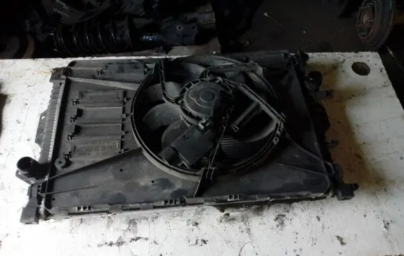 Ford S-MAX Coolant radiator