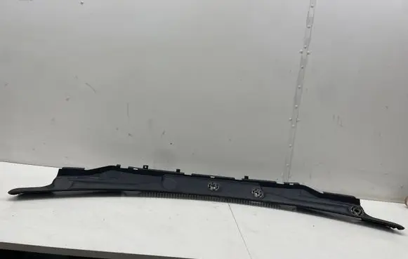 BMW 2 F45 Wiper trim 7301016 7305485