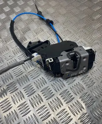Mercedes-Benz GLK (X204) Rear door lock A0997300235