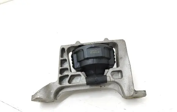 Volvo V40 Engine mount bracket 3M516F812BH 133191758