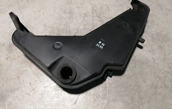 Audi Q5 SQ5 8R Windshield washer fluid reservoir/tank 8R0955453B 8R0955453C