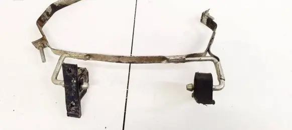 Mini One - Cooper R50 - 53 Engine mount bracket