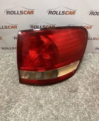 Toyota Avensis Verso Rear/tail lights 4435