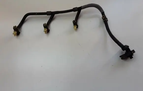 Ford Kuga II Fuel return line/hose 