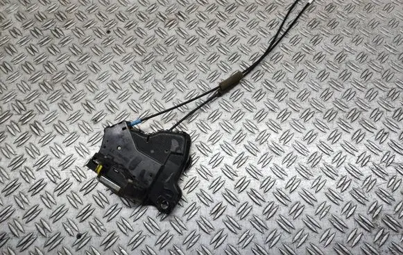Toyota Camry Front door lock