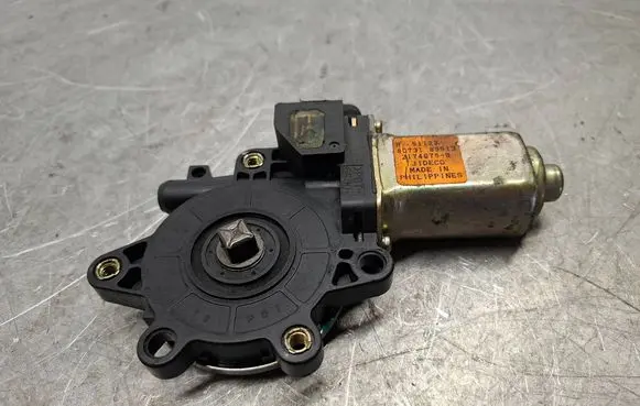 Nissan X-Trail T30 Front door window regulator motor 8073189913