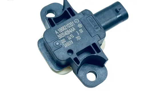 Mercedes-Benz GLE (W166 - C292) Airbag deployment crash/impact sensor A1668210351