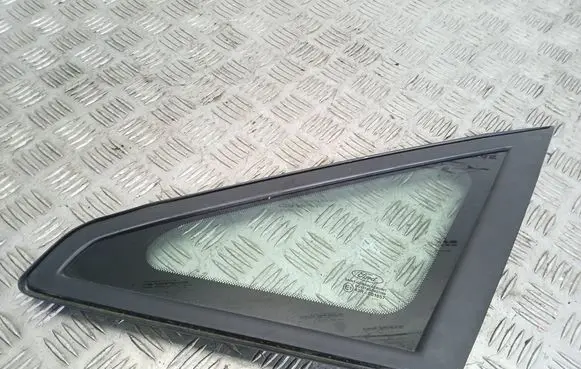 Ford Focus C-MAX Front triangle window/glass 
