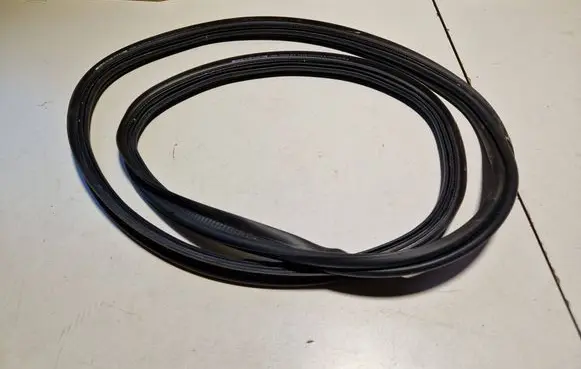 Mercedes-Benz CLA C118 X118 Trunk rubber seal (body) A1187400500
