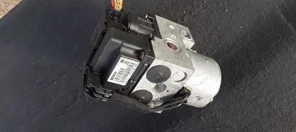 Citroen Xsara Picasso ABS Pump 0273004440