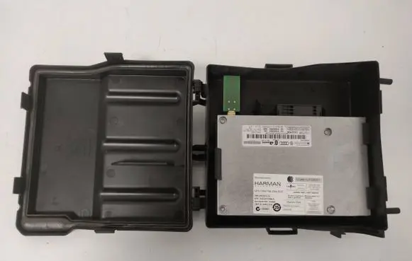 Audi A4 S4 B8 8K Bluetooth control unit module 8T0862336E 8T0862336F