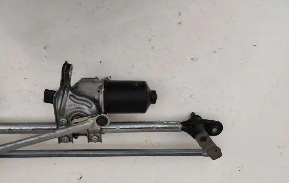 BMW 4 F36 Gran coupe Front wiper linkage and motor 7260489